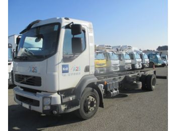Cab chassis truck VOLVO FL 240: picture 1