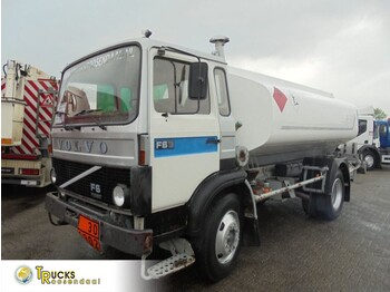Tank truck Volvo F613 + Manual + 3 Compartments + 10.000 Liter: picture 1