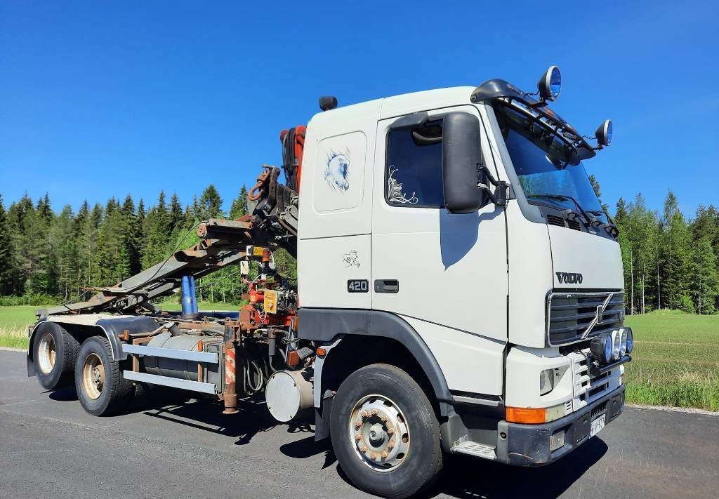 Volvo FH12  - Cable system truck, Crane truck: picture 2