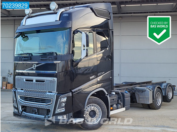 Volvo FH16 650 6X2 Chassis Retarder Liftachse full Air suspension Euro 6 - Cab chassis truck: picture 1