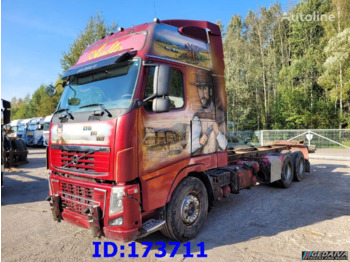 Volvo FH16 700 6x4 Euro5 - Timber truck: picture 1