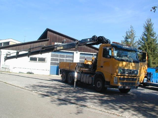 Volvo FH 12  6x4  - Dropside/ Flatbed truck, Crane truck: picture 1