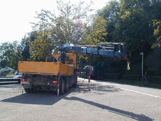 Volvo FH 12  6x4  - Dropside/ Flatbed truck, Crane truck: picture 3