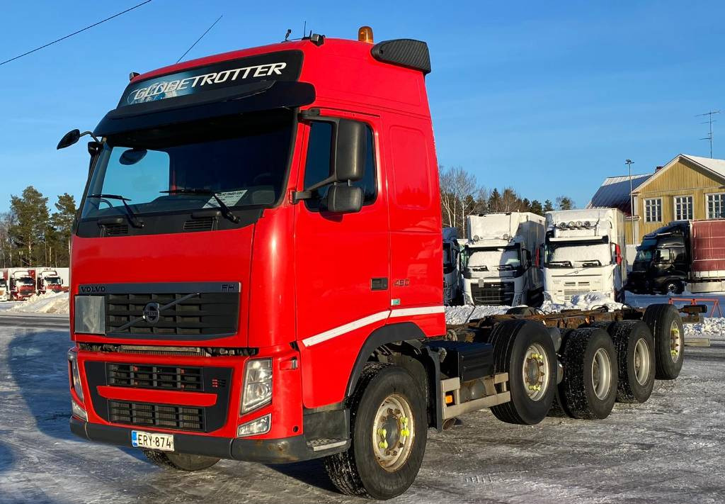 Volvo FH 13  - Cab chassis truck: picture 1