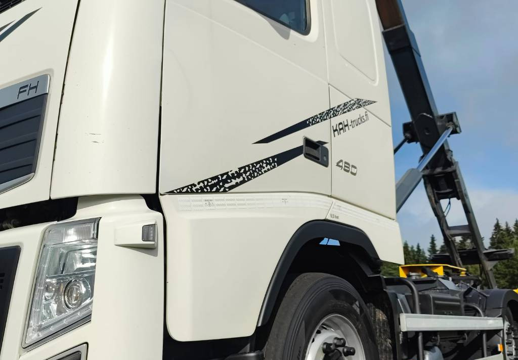 Volvo FH-13 8x2 4900  - Hook lift truck: picture 5