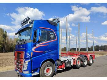 Volvo FH 16  - Timber truck: picture 1
