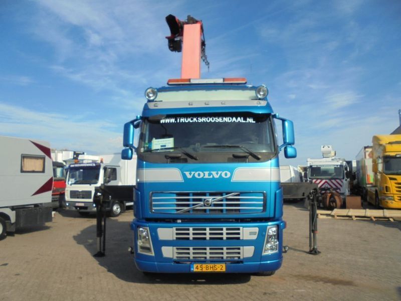 Volvo FH 16.520 6x4 + EURO 5 + PALFINGER PK 36002 CRANE + Manual + Remote + Discounted from 89.500,- - Crane truck: picture 3
