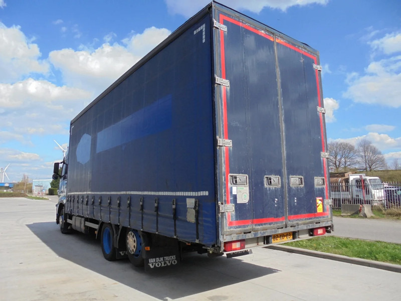 Volvo FH 420 6X2 EUR5 - Curtainsider truck: picture 5