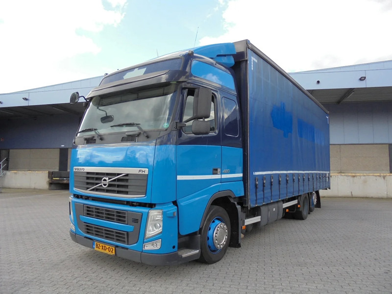 Volvo FH 420 6X2 EUR5 - Curtainsider truck: picture 1