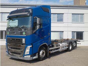 Container transporter/ Swap body truck Volvo FH 500 6x2 BDF: picture 1