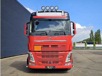 Volvo FH 500 6x2 / FULL AIR / RETARDER / BDF / CHASSIS - Container transporter/ Swap body truck: picture 2