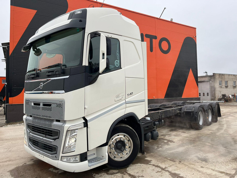 Volvo FH 540 8x4*4 9 TON FRONT AXLE / CHASSIS L=9487 mm - Cab chassis truck: picture 2