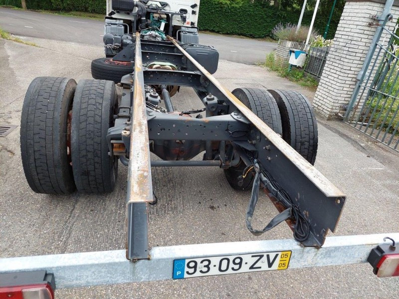 Volvo FL 250 MANUAL STEEL SUSPENSION - Cab chassis truck: picture 3