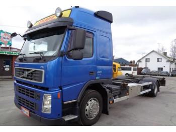 Container transporter/ Swap body truck Volvo FM13: picture 1