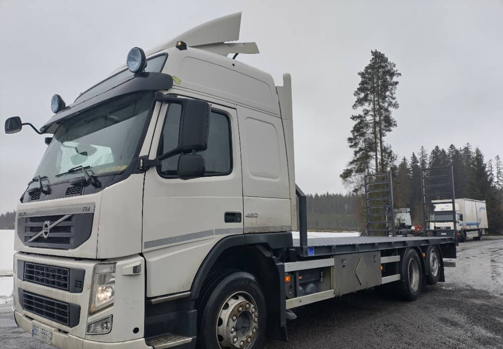 Volvo FM13 6x2 UUSI koneenkuljetuslava, vetovarustus  - Dropside/ Flatbed truck: picture 2
