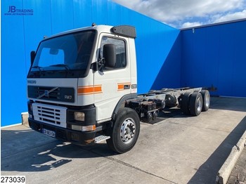 Cab chassis truck Volvo FM7 290 6x2, EURO 2, Manual, Steel Suspension: picture 1