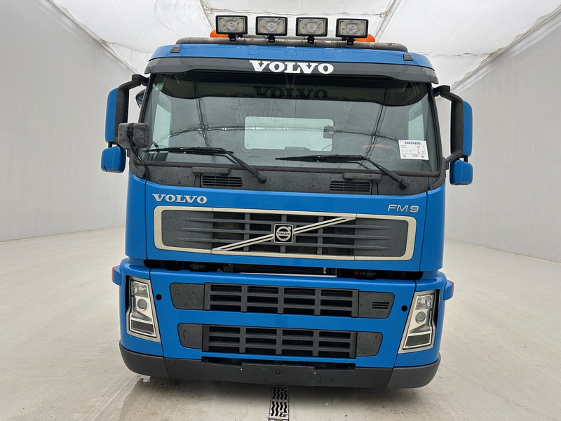 Volvo FM9.260 - Cab chassis truck: picture 2
