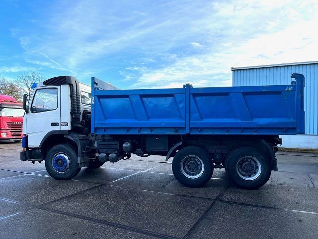 Volvo FM 10.360 6x4 FULL STEEL KIPPER (REDUCTION AXLES / MANUAL GEARBOX / FULL STEEL SUSPENSION / DRUM BRAKES / AIRCONDITIONING) - Tipper: picture 5