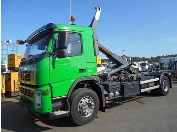 Hook lift truck Volvo FM 260: picture 1