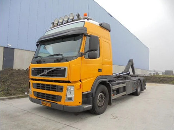 Volvo FM 400 6X2 GLOBETROTTER - Hook lift truck: picture 1