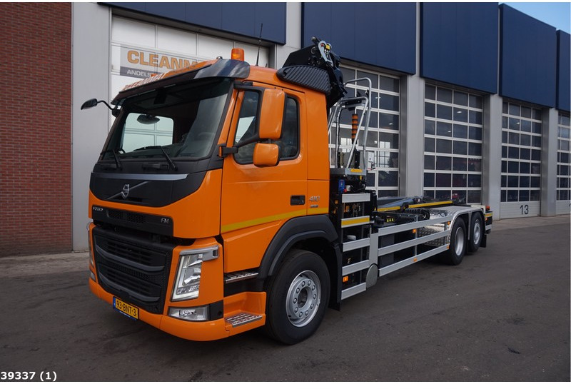 Hook lift truck, Crane truck Volvo FM 410 HMF 23 ton/meter laadkraan: picture 2