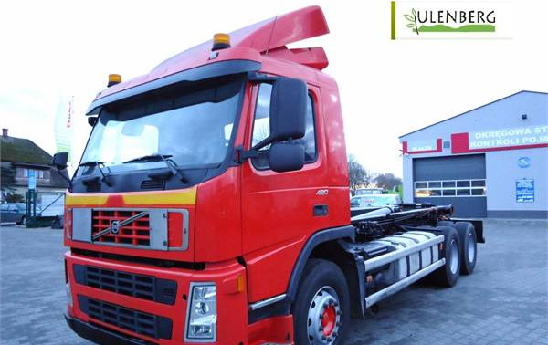 Volvo hakowiec 420 FM 6x4 2005  - Container transporter/ Swap body truck: picture 3