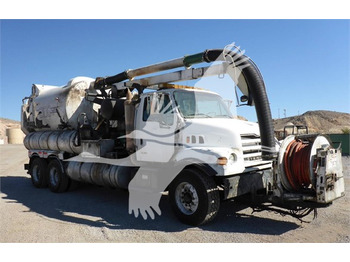 2003 STERLING LT7500 12277 - Vacuum truck: picture 1