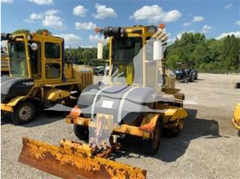 2014 SUPERIOR BROOM DT80J 15289 - Road sweeper: picture 1