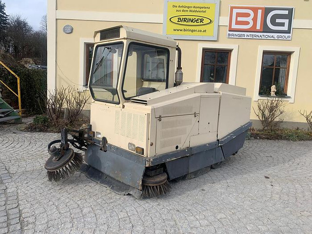Road sweeper Amros 1250 Kehrmaschine: picture 4