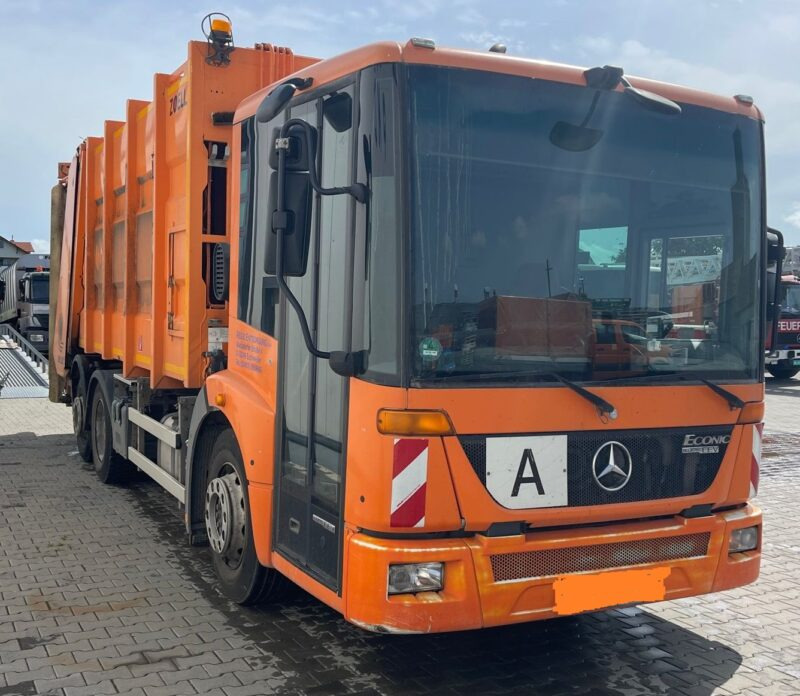 Autoutilitară Gunoieră MERCEDES BENZ  Econic  Zöller  556 - Garbage truck: picture 2