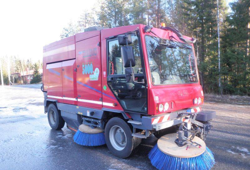 Dulevo 5000 - gas powered !!!  - Road sweeper: picture 1