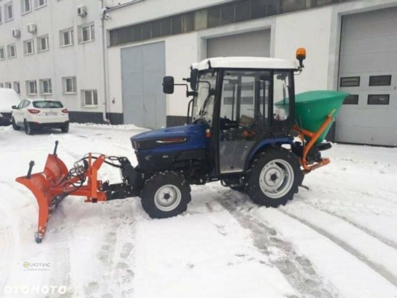 Farmtrac Farmtrac 26 26PS Hydrostat Winterdienst Schneeschild Streuer NEU - Municipal tractor: picture 3