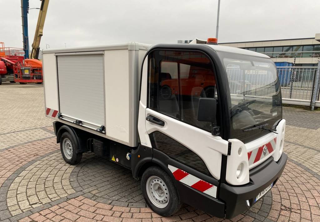 Electric utility vehicle Goupil G5 Electric UTV Closed Box Van Utility Vehicle: picture 3