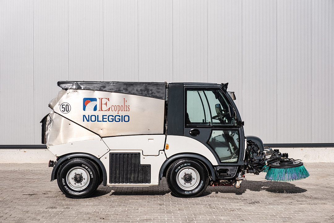 HAKO CityMaster 2000 - Industrial sweeper: picture 1