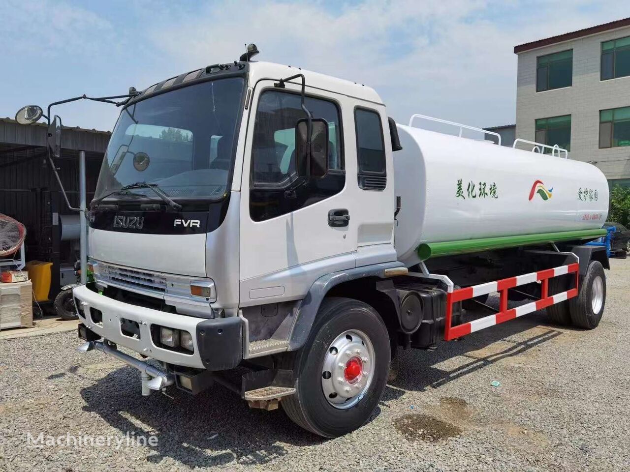 ISUZU 4x2 drive water tank truck 18 CBM - Utility/ Special vehicle, Tank truck: picture 3