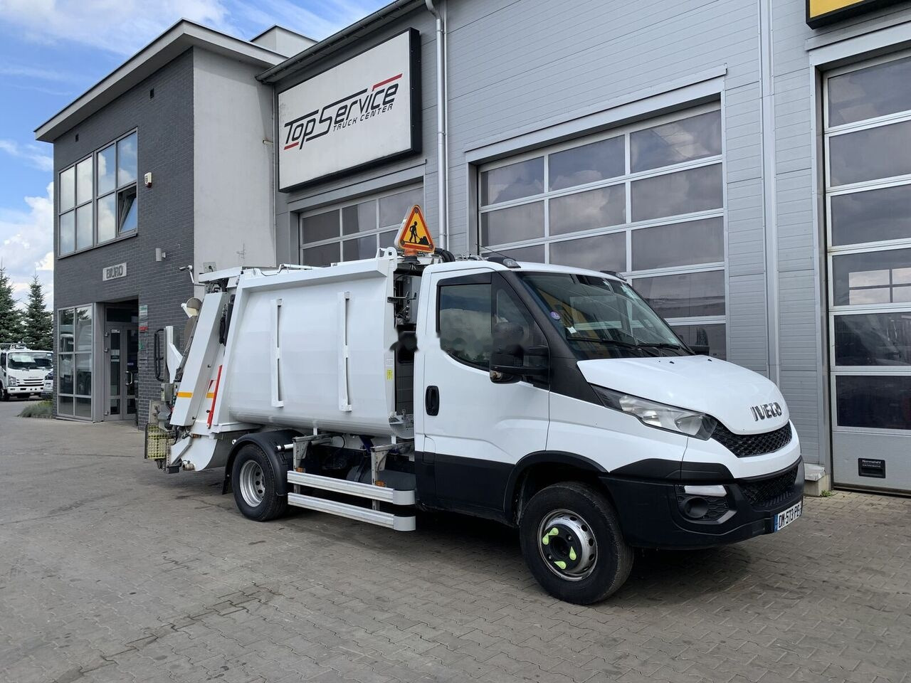 IVECO Daily CNG - Garbage truck: picture 2