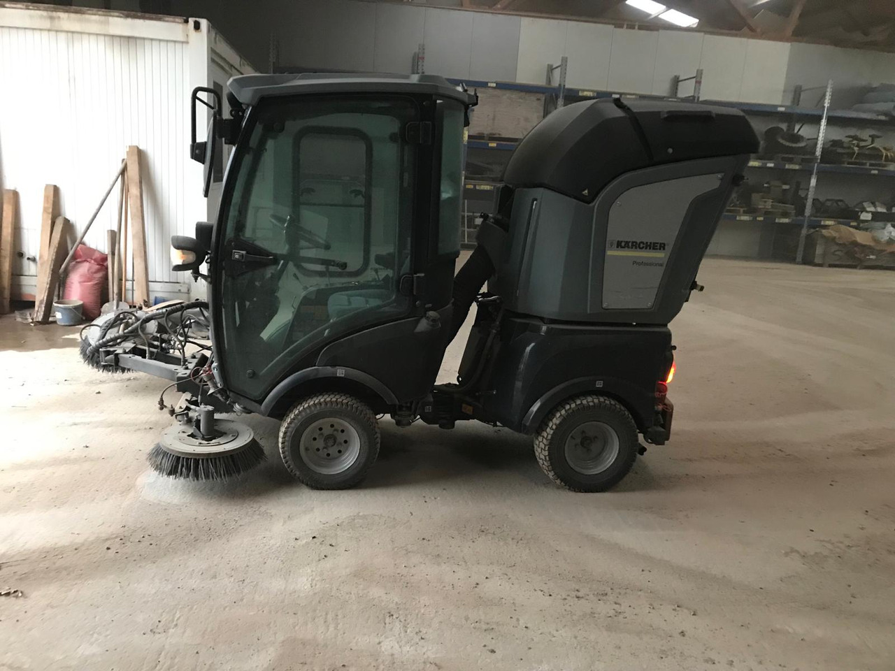 KÄRCHER MIC 34 C - Road sweeper: picture 5