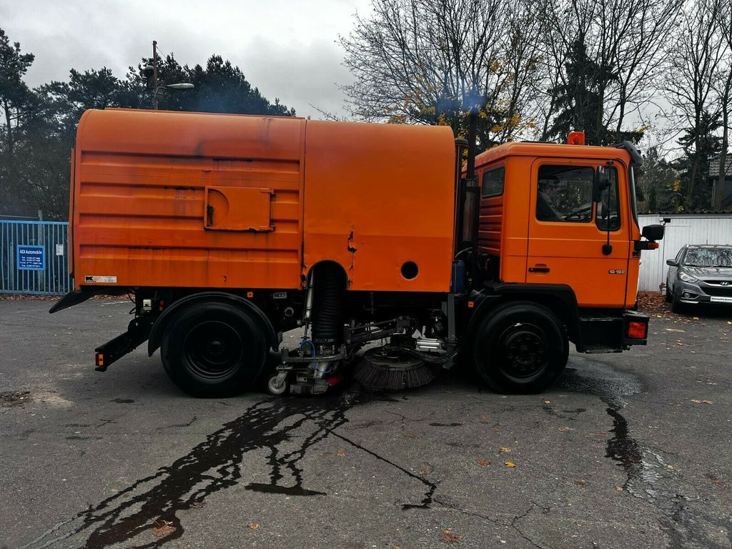 MAN 18.192 Kehrmaschine  - Road sweeper: picture 5