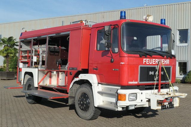 MAN 19.372 4x4, Feuerwehr, Rosenbauer, Allrad, 370PS  - Fire truck: picture 2