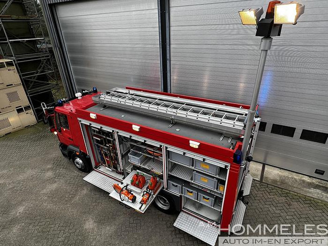 MAN LE 14.250 rescue vehicle - Fire truck: picture 3