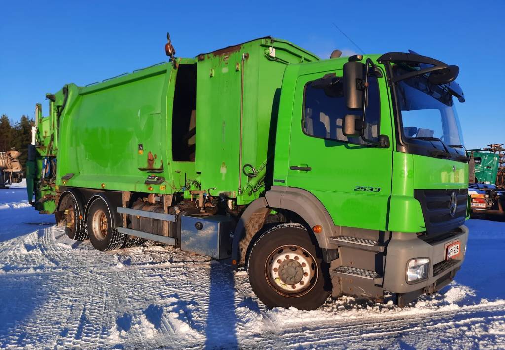 Mercedes-Benz Axor 2533  - Garbage truck: picture 2