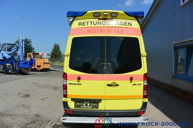Ambulance Mercedes-Benz Sprinter 316 RTW Ambulance Mobile Delfis Rettung: picture 2