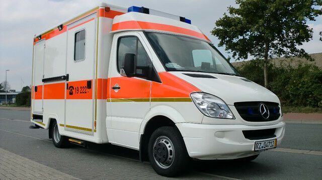 Mercedes-Benz Sprinter 516 WAS  12 Monate Garantie //  - Ambulance: picture 2