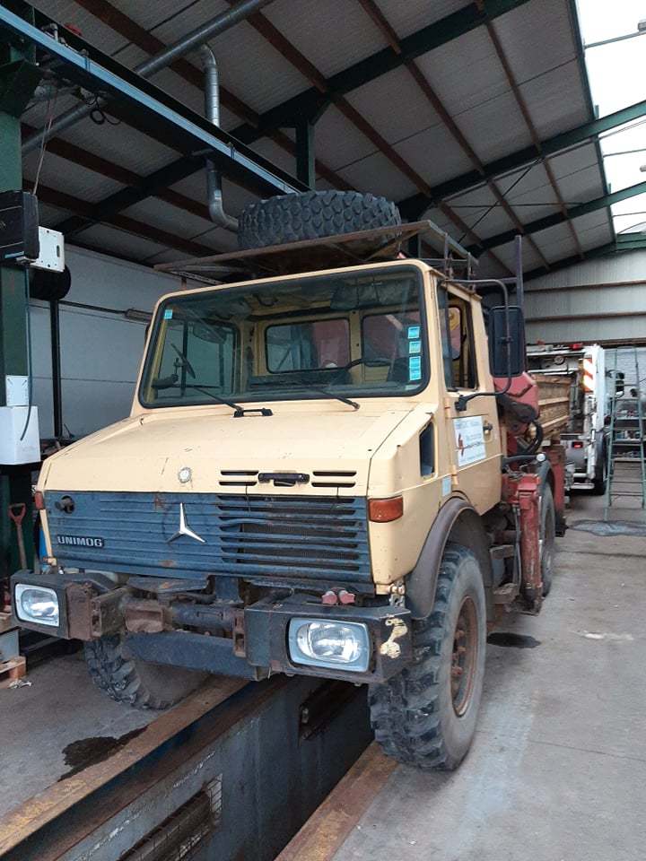 Utility/ Special vehicle, Dropside/ Flatbed truck Mercedes Unimog U1250: picture 5