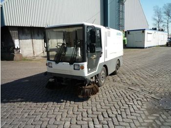 Road sweeper RAVO 330
: picture 1