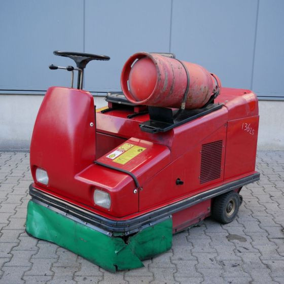 RCM 703H (LPG) - Industrial sweeper: picture 1