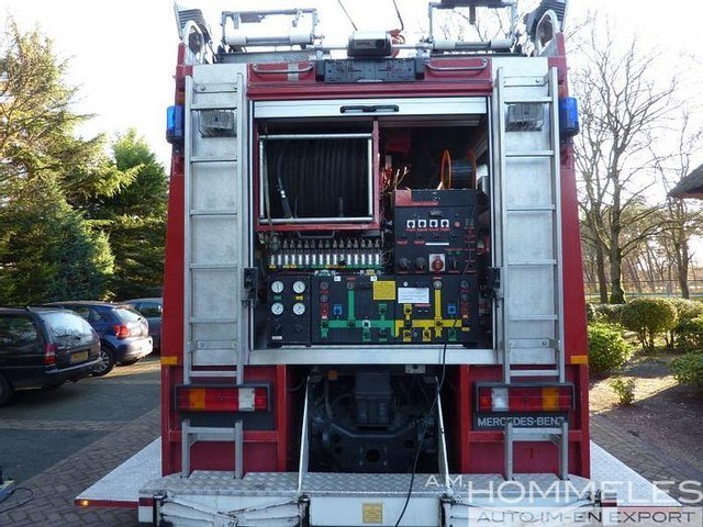 Fire truck ROSENBAUER X220006 B 93: picture 3