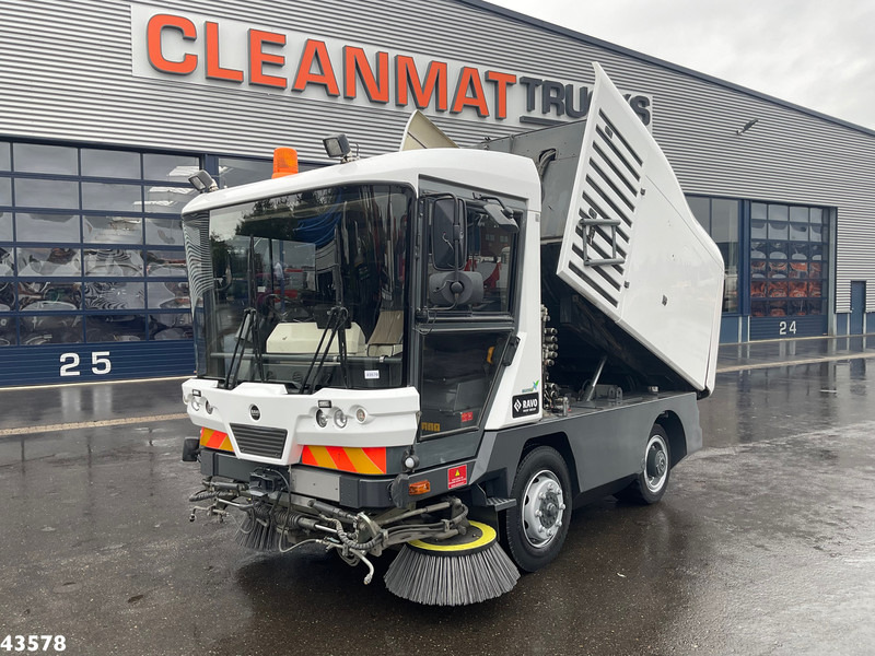 Ravo 540 - Road sweeper: picture 2
