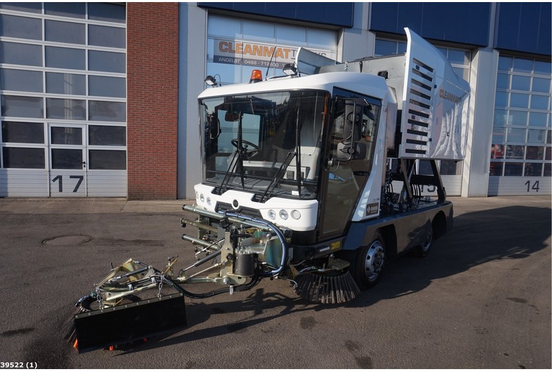 Ravo 540 CD with 3-rd brush - Road sweeper: picture 1