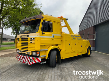 Tow truck Scania 143 takelwagen: picture 1
